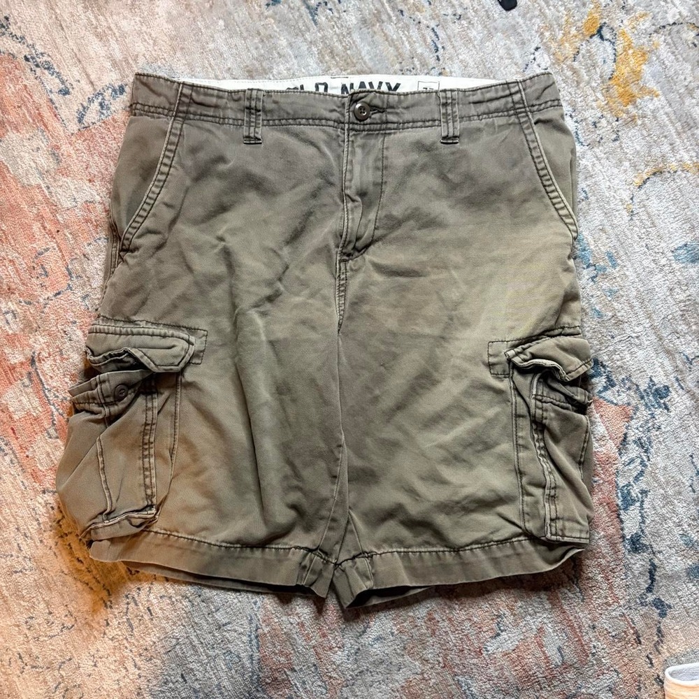 Old Navy Mens Brown Cargo Shorts Size 33 Y2K Baggy Beach Summer Preppy Utility